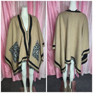 Marc New York Brown Leopard Fringe Flannel Pockets Poncho  Shawl One Size
